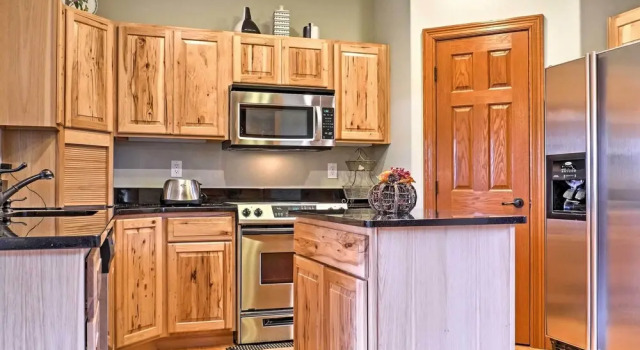 Апартаменты с 3 комнатами с балконом Fraser Townhome w/ Mtn Views - 6 Mi to Winter Park