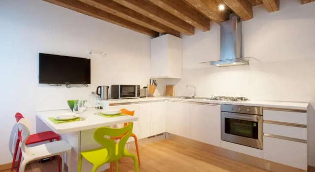The Lions House APT3, Забронировать Апартаменты/квартира Апартаменты Венеции, рядом с Церковь Святого Георгия Великого, Апартаменты/квартира