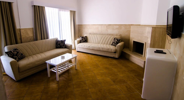 Suite Pine Bay