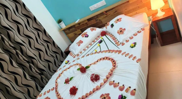Трёхместный номер Deluxe Faima Fishing Lodge at Daravandhoo