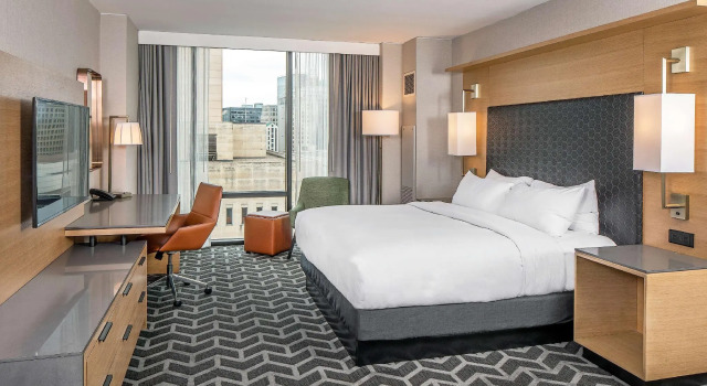 Номер Deluxe Hilton Des Moines Downtown