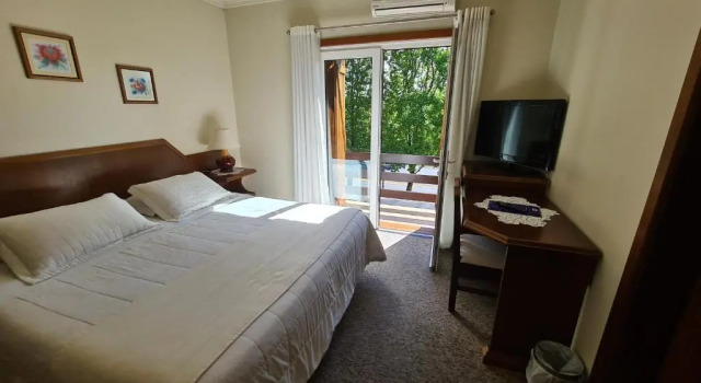 Двухместный номер Deluxe с балконом Hotel Azaleia