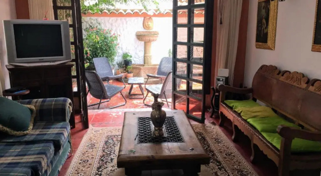 Коттедж с балконом и с красивым видом из окна Casa Villa de Leyva