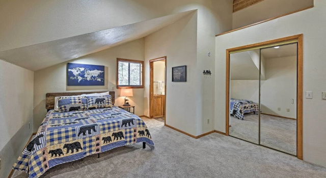Коттедж 2 Decks & Game Room: Expansive Family Cabin