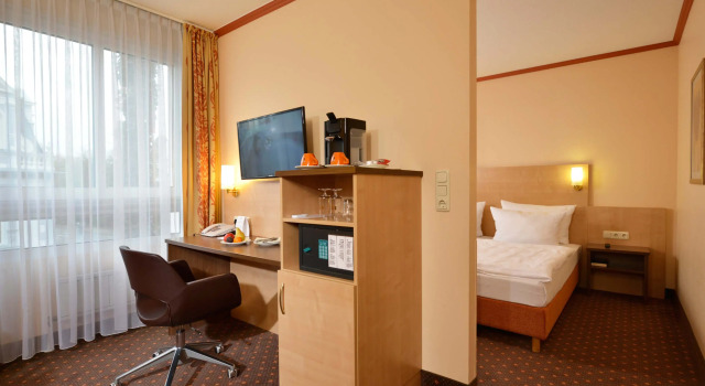Четырёхместный номер Comfort Sure Hotel by Best Western Hilden-Düsseldorf