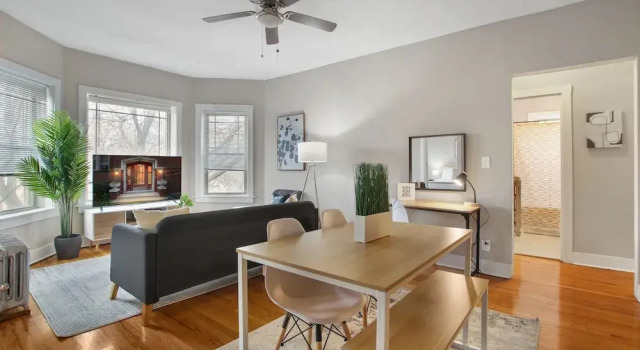 3BR Apartment w Laundry in Rogers Park