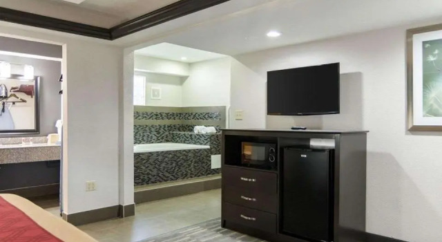 Номер Superior HomeStay Inn & Suites