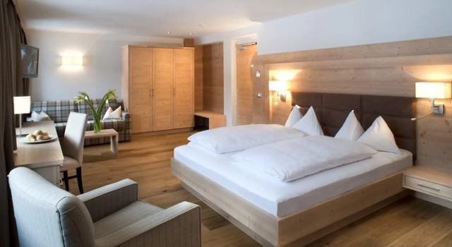 Полулюкс Hotel Fil Da Mont