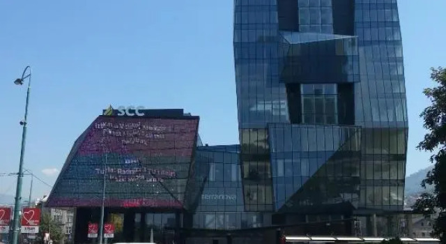 Apartman Vills, Забронировать Апартаменты/квартира Отели Сараево с парковкой, рядом с Спортивно-культурный центр «Скендерия», Парковка