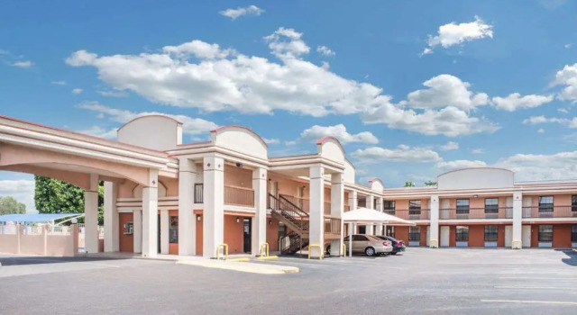 Номер Standard Days Inn by Wyndham McAllen