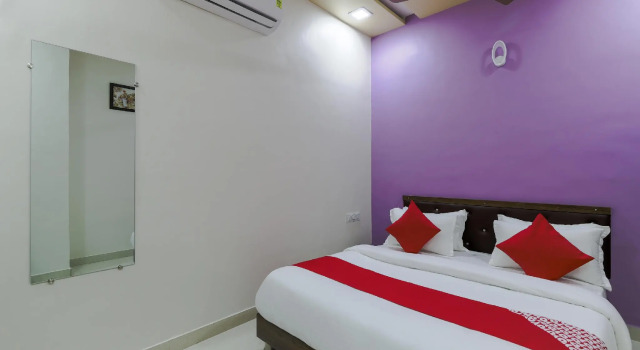 OYO 71040 Hotel Sagar Palace, Rezerwuj Hotel Hotele w Gujarat ze śniadaniem, Śniadanie