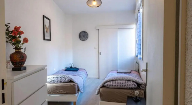 Апартаменты LA STATION- Appartement T2 tout équipé, spa, aire de jeux, barbecue, bagagerie proche du sanctuaire