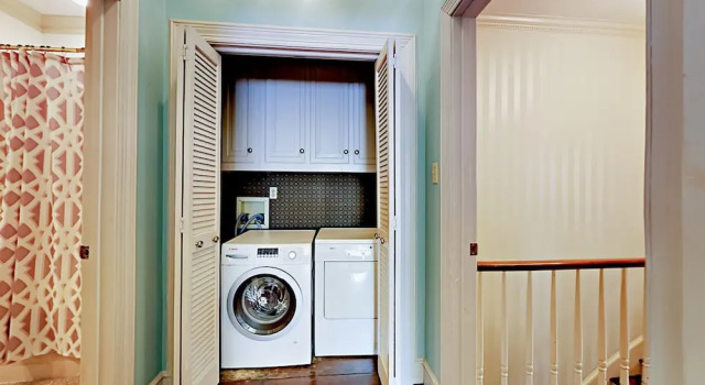125 E Liberty Home 2 Bedrooms 2.5 Bathrooms Townhouse, Rezerwuj Dom wakacyjny Domki letniskowe w Savannah, Domek