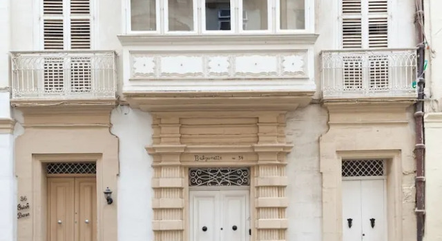 Your Apartment, Buchen Sie Ferienwohnung Hotels in Floriana mit Parkplatz, Parkplätze