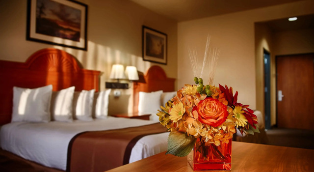 Четырёхместный номер Standard Best Western Plus Graham Inn