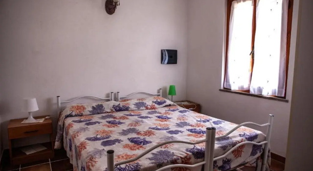 Апартаменты Casa Vacanze a 200 mt spiaggia con 5 camere 2 bagni e 9 posti letto