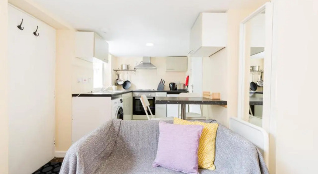 Апартаменты Summerfield Crescent Annex