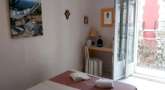 Номер Economy la Résidence Berceau de Bernadette - Bernadettes cradle - Near BernadetteHouse
