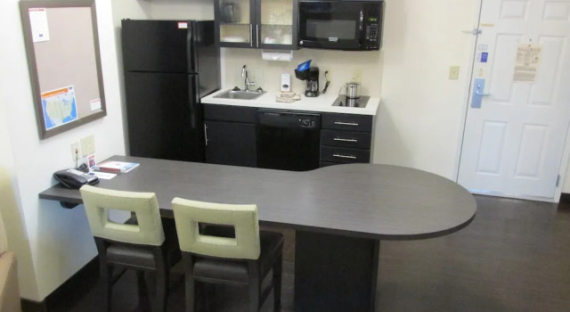 Люкс Candlewood Suites Greenville by IHG