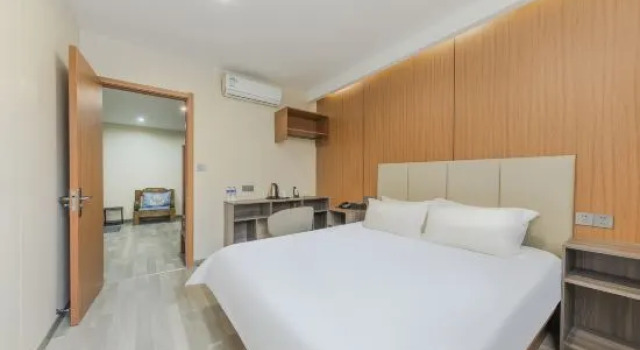 Люкс Business Runjia Hotel (Linyi Dongxing Road Taixin Dongwangfu Branch)