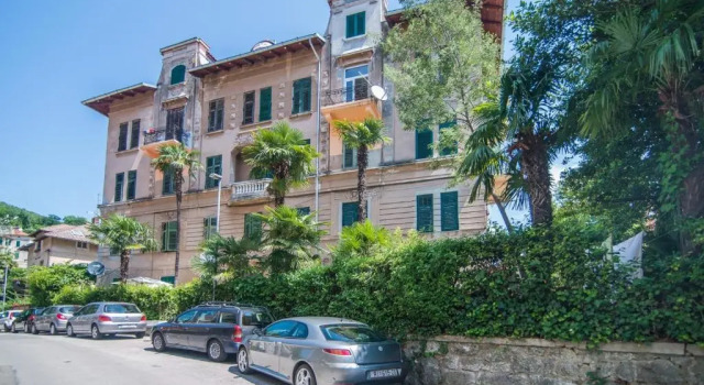 Апартаменты Apartment Runko in Villa Emilia