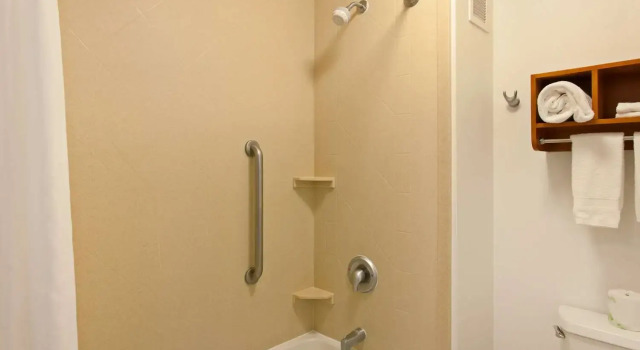 Четырёхместный номер Standard Hampton Inn & Suites Clovis Airport North