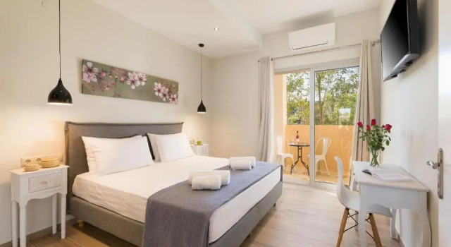Senses Suites, Забронировать Отель Отели периферии Ионических островов с парковкой, Парковка