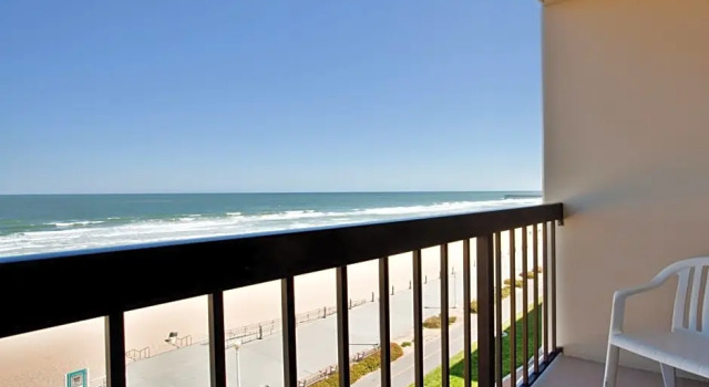 Двухместный номер Standard с видом на океан Holiday Inn Va Beach-Oceanside 21st St by IHG