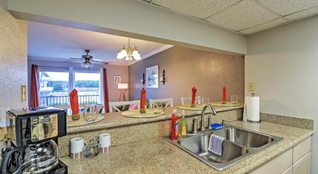 Коттедж c 1 комнатой Marina Townhouse at Oak Glenn