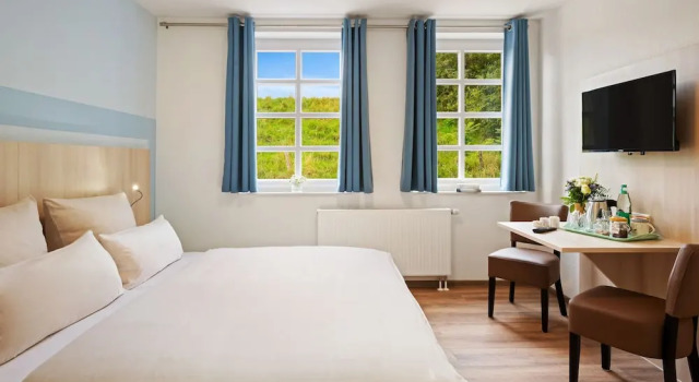 Трёхместный номер Comfort Hotel Deichinsel