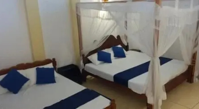 Ocean Gate, Забронировать Отель Отели Тангаллы 3 звезды, рядом с Tangalle Lagoon, 3*