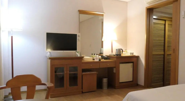 Двухместный номер Standard Daedong Hotel