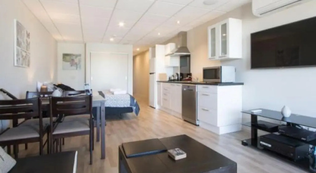 Студия Beach Pacific Apartments