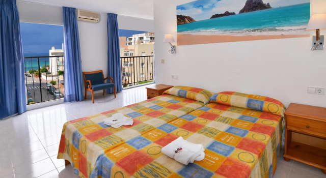 Formentera Ii, Book Hotel Sant Antoni de Portmany 