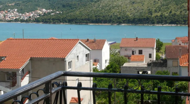 Апартаменты Цокольный этаж Apartments Villa Dalmazia