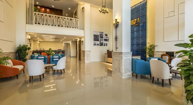 IBIZA Riverfront Da Nang Hotel, Забронировать Отель Отели Дананга муниципалитета 3 звезды, рядом с Музей изящных искусств Дананга, 3*