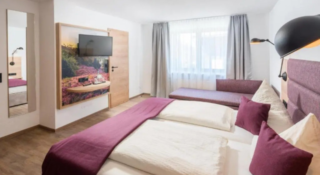 Четырёхместный номер Comfort Hotel Bockelmann