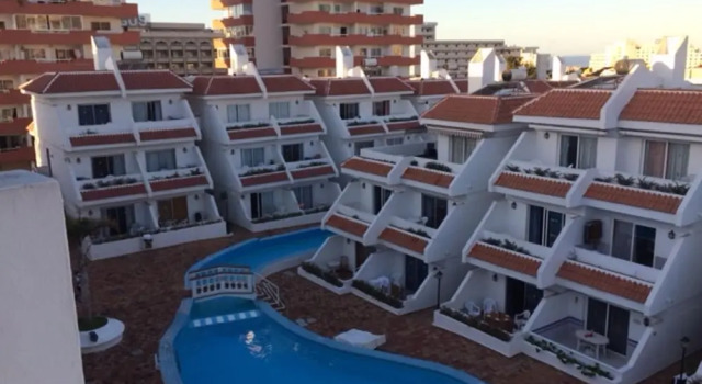 Apartment With 2 Bedrooms in Arona, With Wonderful sea View, Pool Acce, Забронировать Апартаменты/квартира Отели Плайя-де-лаc-Америкас с парковкой, рядом с Лос-Христианос, Парковка