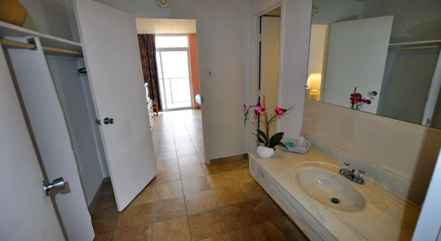 Люкс с 2 комнатами с видом на океан Beach Terrace Motor Inn
