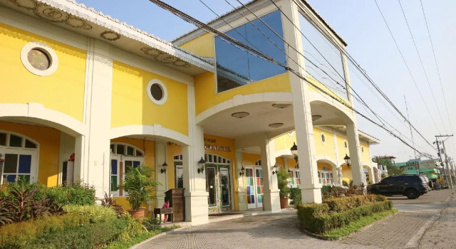 Fiesta Garden Hotel, Reservar Hotel Bantay Ilocos Region