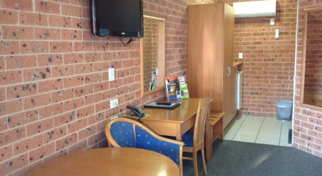 Двухместный номер Executive Akuna Motor Inn and Apartments