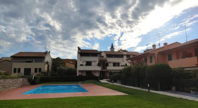 Апартаменты Giardino privato a Bardolino House Private Garden Amorino