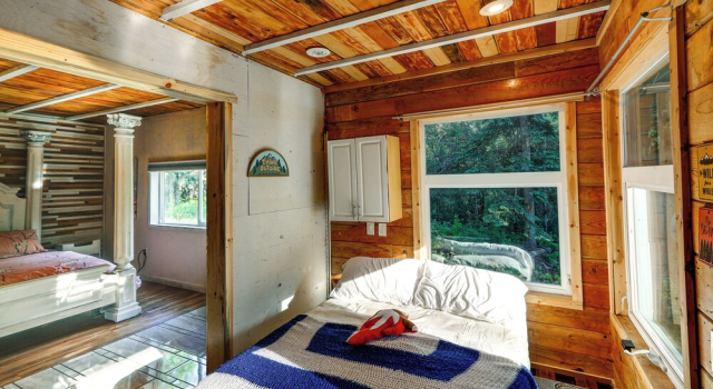 Коттедж Delta Junction Rental w/ Shared Pool & Hot Tub!