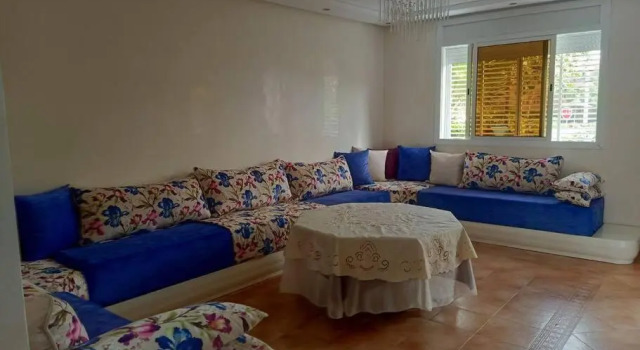 Bel appartement avec piscine à 2 min de la plage.