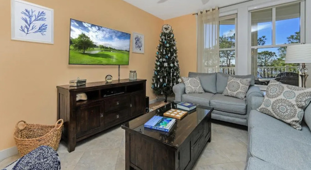 Ultimate Coastal Living With a Bay View, Забронировать Отель Отели Мирамар-Бич 3 звезды, рядом с Ресторан SunQuest Cruises, 3*