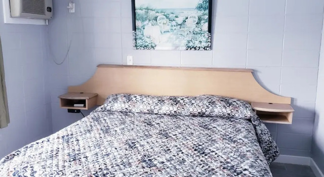 Номер Standard Palms by the Beach Motel