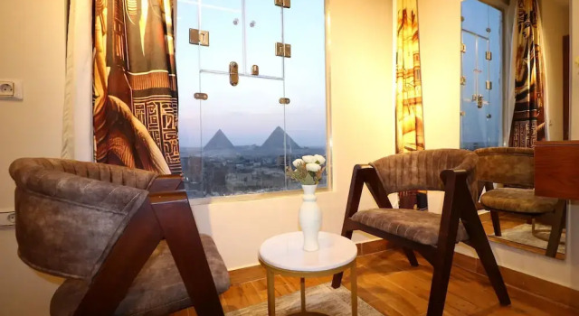 Pyramids Skyline Hotel Cairo