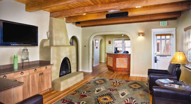 WorldMark Santa Fe, Varaa Hotelli Hotellit New Mexico pysäköinnillä, Pysäköinti