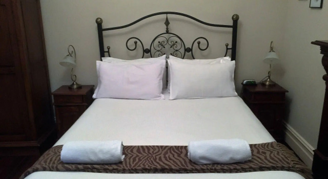 Arundel's Boutique Accommodation, Book Boutique Perth CBD Perth