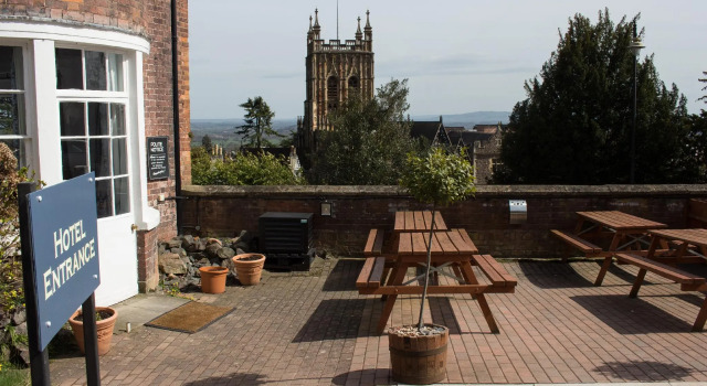 The Mount Pleasant Hotel